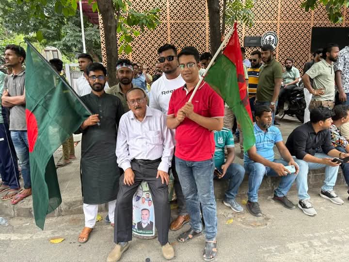 ঢাকা গুলশান ২ থেকে সংগৃহীত